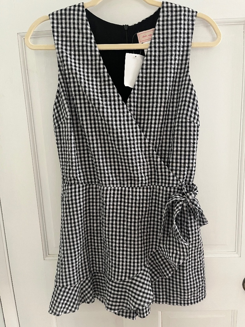 Love..Ady Black Gingham Romper NWT Medium